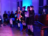 Koncert "Narodzenie-pastorałki świata" w wykonaniu Magdaleny Howorskiej oraz Macieja Fortuny. Występy dzieci i młodzieży z terenu gminy Zabrodzie., foto nr 15, 