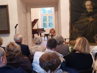 Czytanie poezji Norwida przez Marię Pakulnis oraz recital Chopinowski w wykonaniu Edwarda Wolanina., foto nr 4, 
