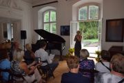 Recital ''Powróćmy jak za dawnych lat...'', foto nr 12, Aleksandra Fluks